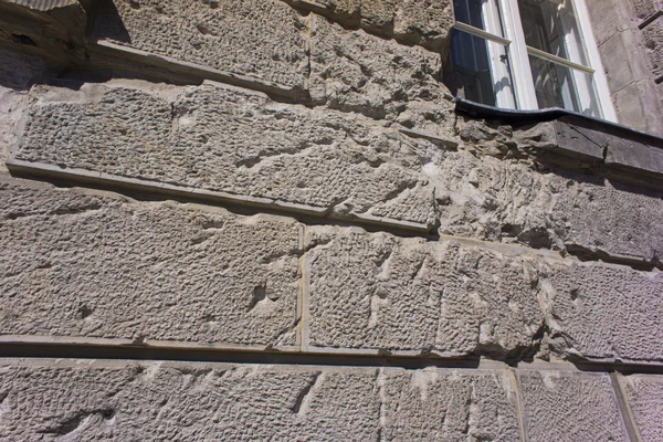 kurşun-ridden duvar