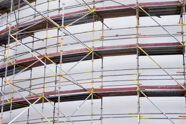 Gerüste auf Baustelle — Stockfoto