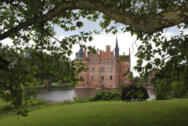 Egeskov Kalesi