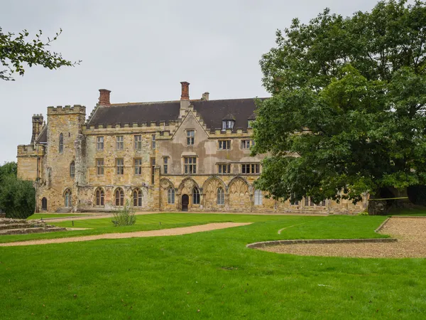 Battle abbey vid hastings — Stockfoto