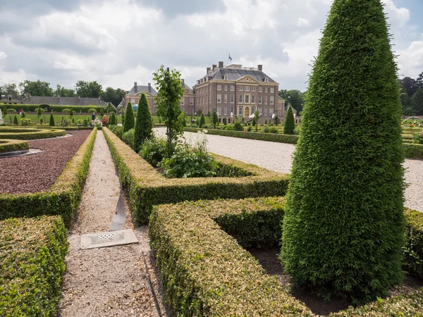 Королевский дворец Het Loo в Нидерландах — стоковое фото