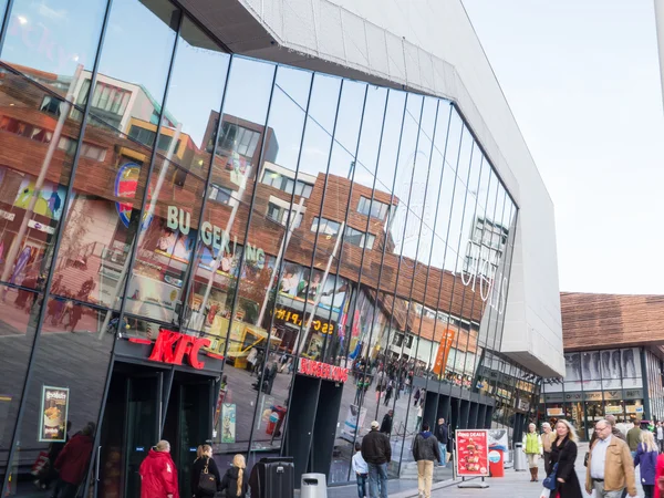 Das moderne Stadtzentrum von Almere, die Niederlande — Stockfoto