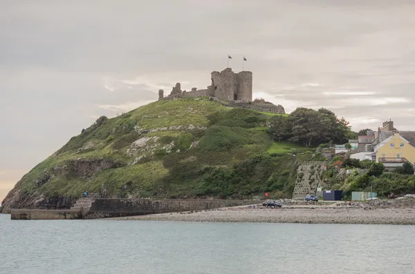 Criccieth kasteel in Noord-wales — Stockfoto