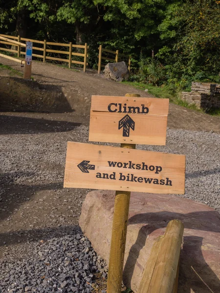 Road signs for mountain bikers — Stock Photo, Image