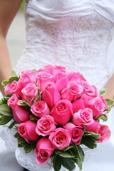 Bride Holding Bouquet — Stock Photo, Image