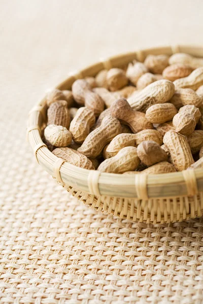 Schüssel Erdnüsse, Nahaufnahme — Stockfoto