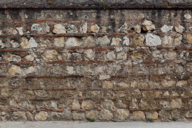 eski tuğla kil duvar