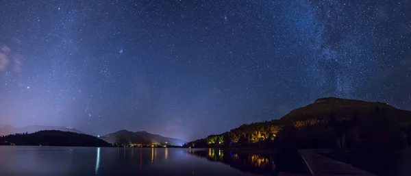 Lac Alta à Whistler sous les étoiles — Photo