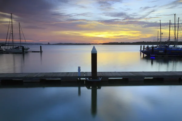 Harbour bij zonsondergang — Stockfoto