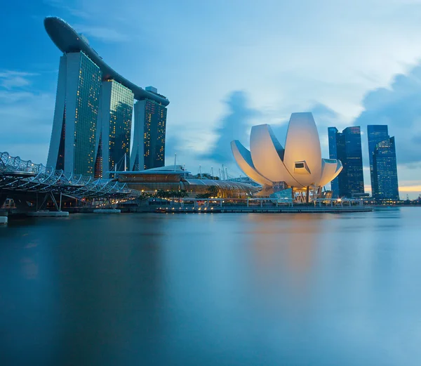 Edifícios de arquitetura moderna em Singapura — Fotografia de Stock