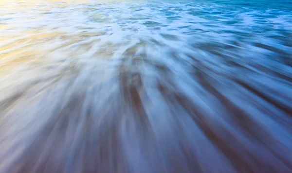 Dlouhé expozice vlny na pozadí — Stock fotografie