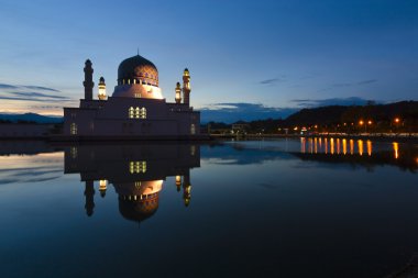 güzel kota kinabalu şehir camide gündoğumu sabah, Malezya, Borneo