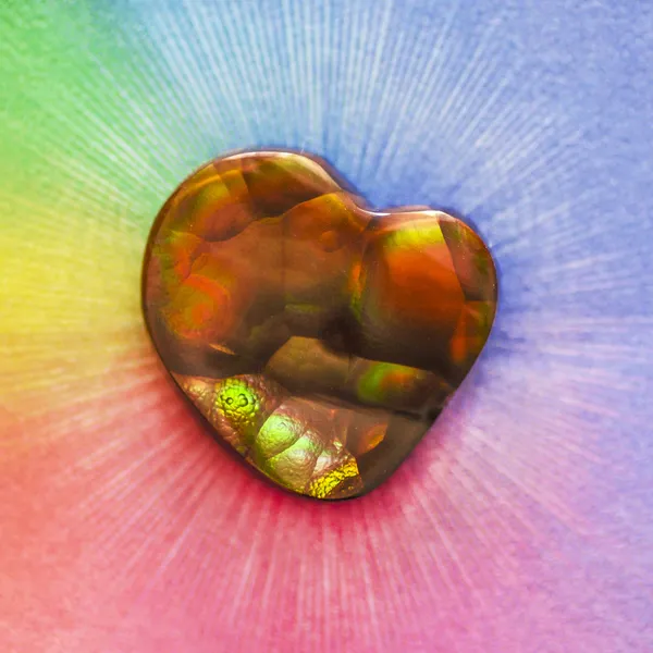 Gökkuşağı fire agate
