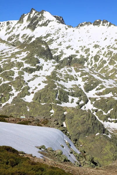 Kar gredos dağlar avila, İspanya — Stok fotoğraf