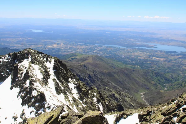 Nieve gredos montañas en avila españa — Foto de Stock