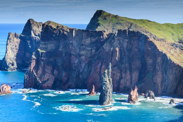 ¿Costa este de la isla de Madeira? Ponta de Sao Lourenco —  Fotos de Stock