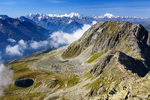 Paisaje de montaña de los Alpes alpinos en Jungfraujoch, Top of Europe Sw —  Fotos de Stock