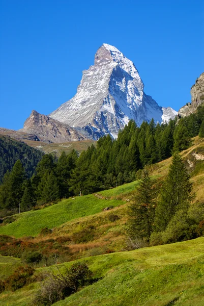 Matterhorn (4478m) in de Walliser Alpen van zermatt, Zwitserland — Stockfoto