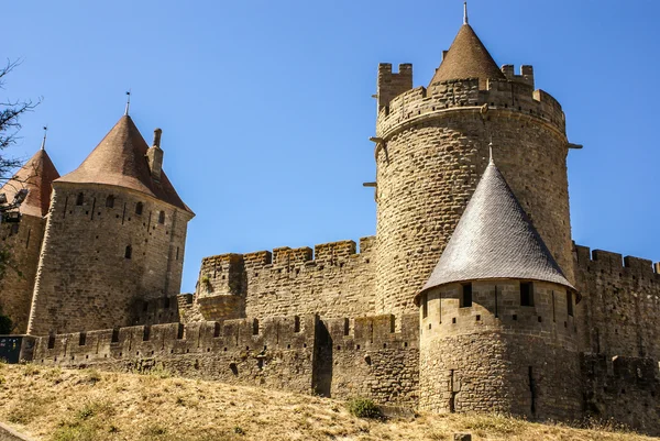 Ytterväggar av porte pomp på carcassonne i Frankrike — Stockfoto