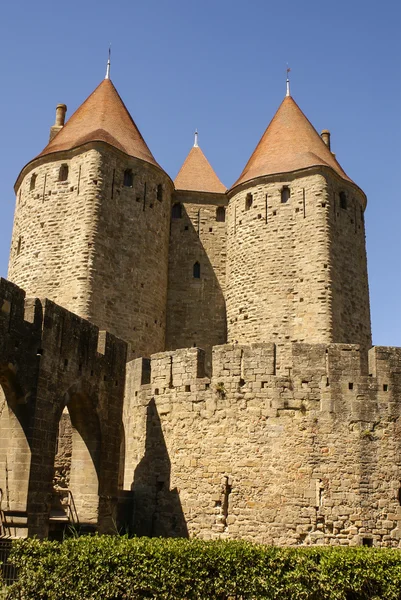 Paredes exteriores de Porte Narbonnaise en Carcassonne en Francia —  Fotos de Stock