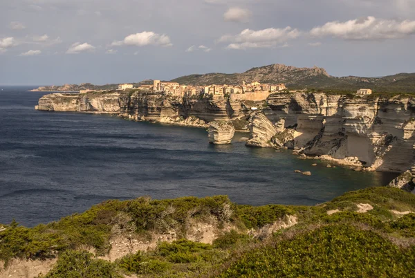 Schönes altes Dorf von bonifacio (Insel Korsika, Frankreich), sus — Stockfoto