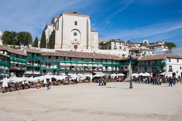 Vista de la pequeña ciudad histórica Chinchon cerca de Madrid —  Fotos de Stock