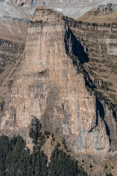 Monte perdido in nationaal park ordesa, huesca. Spanje. — Stockfoto