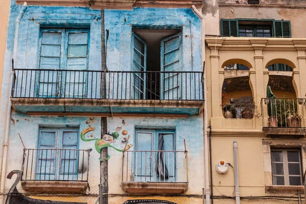 Pohled na architekturu budovy ve starém městě tarragona, spai — Stock fotografie