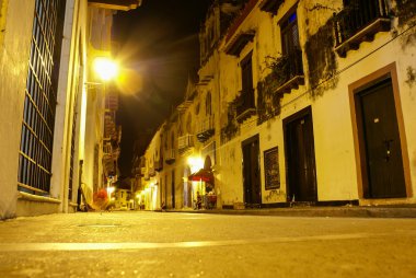 Cartagena, Kolombiya Caddesi eski ile tipik sokak sahnesi
