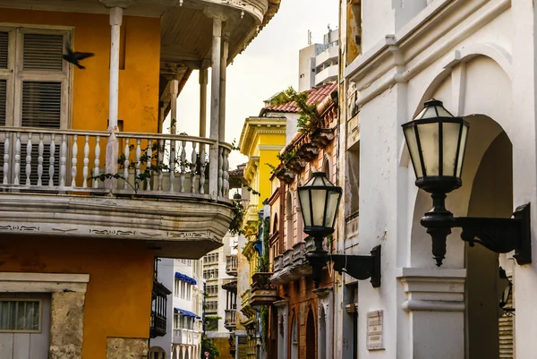 Rumah kolonial Spanyol. Cartagena de Indias, Karibia Kolombia — Stok Foto