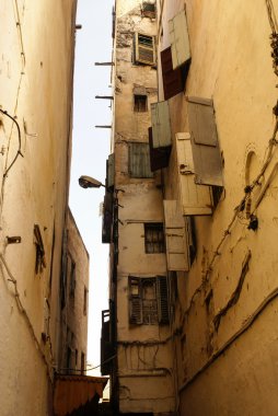 Fes (fez) bunun gibi thousants küçük sokakların oluşur. h