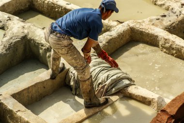 Fez, Fas. En çok ziyaret edilen pa dokumacılar Tabakhane Çarşısı olduğunu