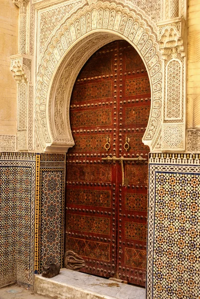 Detail of the beautiful tile mosaic decoration of the at Fez, Mo — Stock Photo, Image