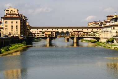 evler, arno Nehri ve ponte vecchio Köprüsü, Floransa, Toskana