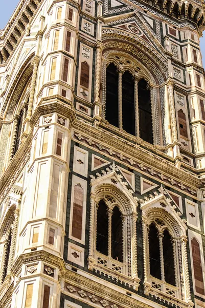 钟楼和意大利佛罗伦萨大教堂的圆顶 — 图库照片