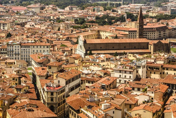 Blick von oben vom Campanile Giotto auf das historische Zentrum von Flora — Stockfoto