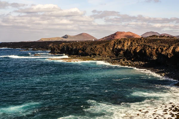 Los Hervideros, Lanzarote, Канарские острова. Место, где лава — стоковое фото
