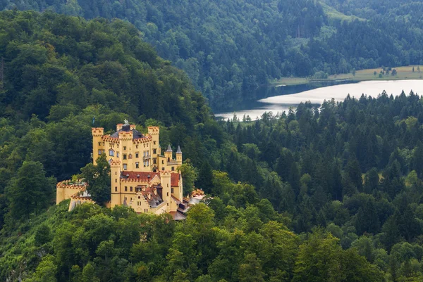 Zamek Hohenschwangau, w Alpach Bawarskich - tirol, Niemcy — Zdjęcie stockowe