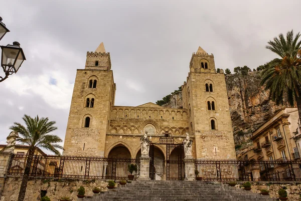 Medieval Norman Cathedral-Basilica of Cefalu,sicilia,italy — Stock Photo, Image