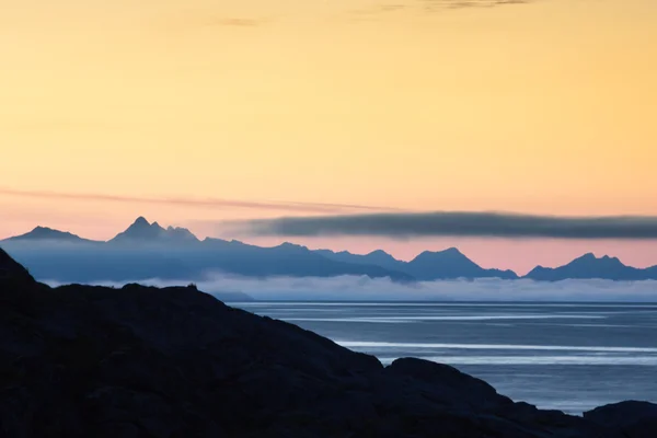 Schöne Landschaft, erhabene Höhen — Stockfoto