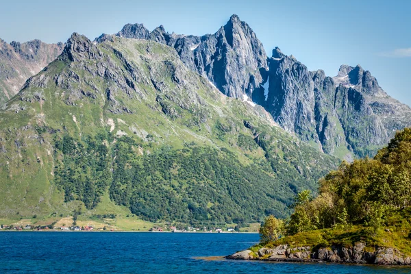 Bela paisagem da Noruega, Escandinávia — Fotografia de Stock