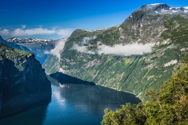 Πανοραμική θέα στο φιόρδ Geiranger, Νορβηγία — Φωτογραφία Αρχείου