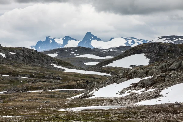 Lodowiec veobrean widziany z góry glittertind (jotunheimen nat — Zdjęcie stockowe