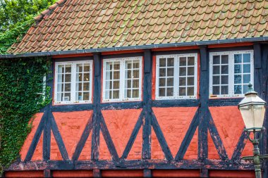 yarım müzikholün geleneksel house ribe, Danimarka