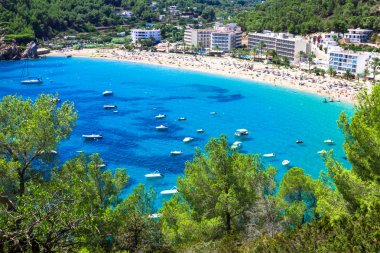 Ibiza cala de sant vicent caleta de san vicente plaj turkuaz 