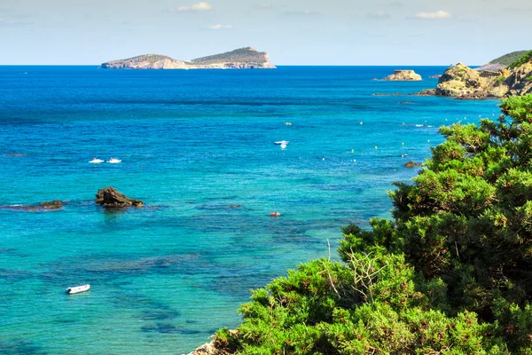 Figueral-strand in ibiza, Spanje — Stockfoto