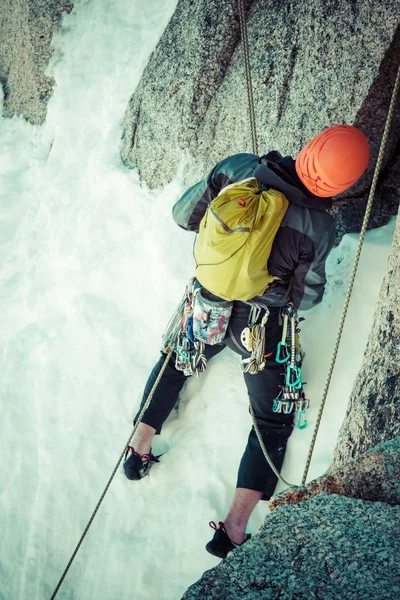 Klättrare på den route.aiguille du midi — Stockfoto