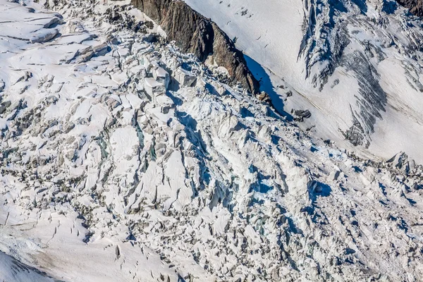 Bossons Glacier from the summit of the Aiguille du Midi in the M — Stock Photo, Image