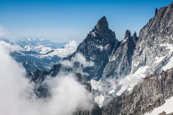 Mont Blanc maciço, no Chamonix mont blanc — Fotografia de Stock