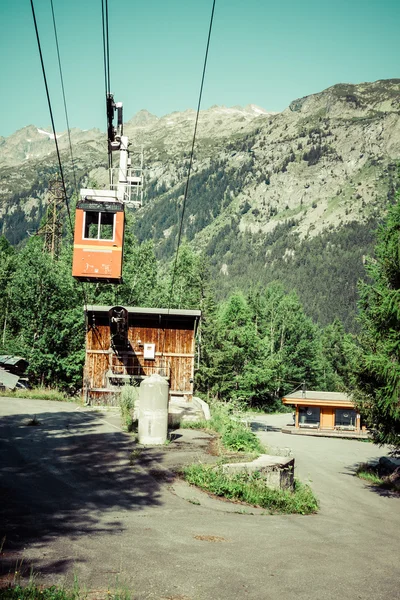 Teleférico en las montañas, Argientere, Francia — Foto de Stock